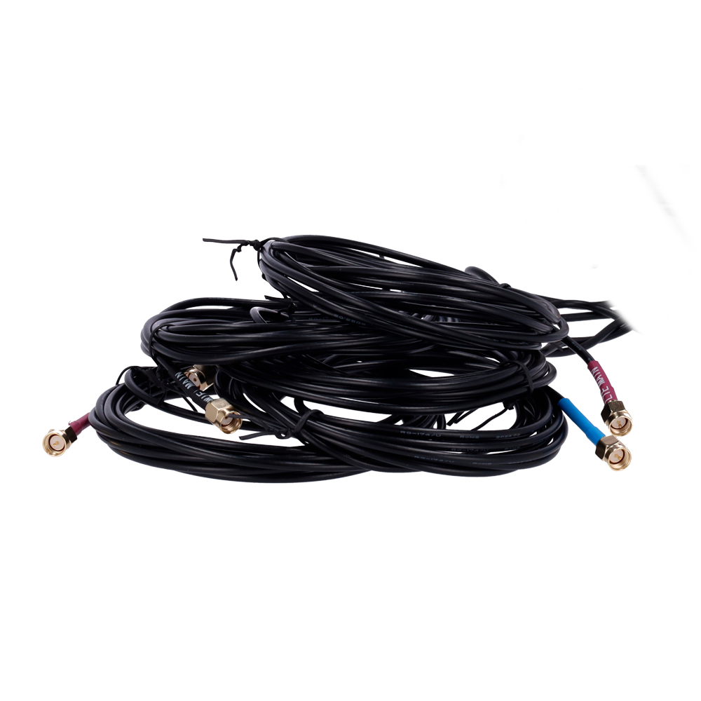 Teltonika Antena - Combo LTE/Wi-Fi/GNSS - Montaje techo vehículo - Conectores SMA - Certificado para exterior IP65 - Cables RG174 3 metros de longitud