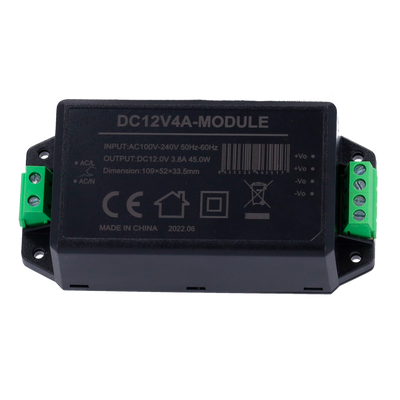 Adattatore di Alimentazione  - Uscita DC 12 V 3.8 A  - Ingresso AC100-240 V 50/60 HZ - 109 x 52 x 33.5 mm - Protezione: Sovraccarico/Sovratensione - Colore nero