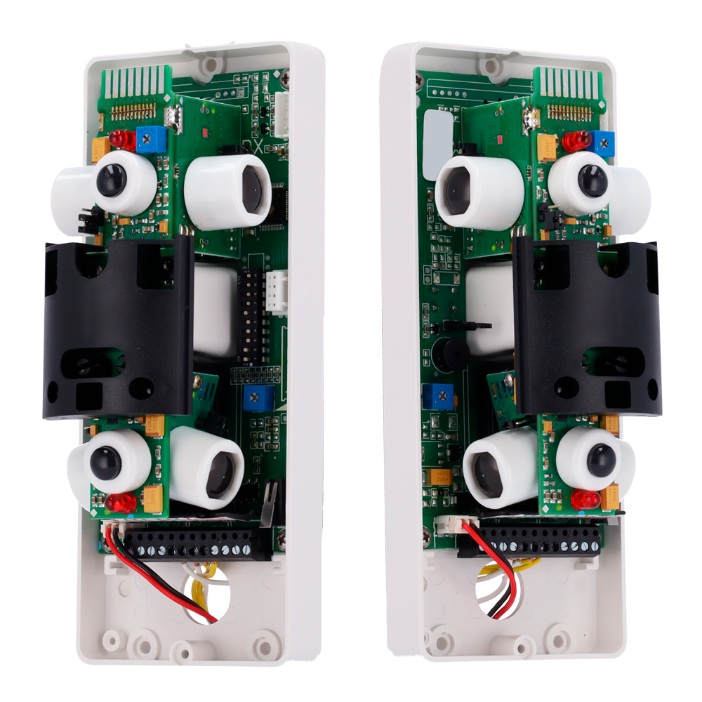 Rilevatore da esterno Duevi a basso consumo - Integrato con Ajax Transmitter - Doppio PIR su ciascun lato e doppio PIR frontale - Copertura totale 180º / Antimasking - Alimentazione fornita dal Transmitter - Uso esterno IP54 / Antivandalo IK10