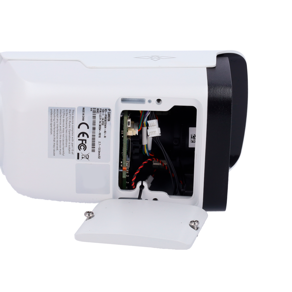 Telecamera IP 4Mpx ULTRA - 1/2.9” Progressive CMOS - Compressione H.265+ / H.265 / H.264+ / H.264 - Ottica motorizzata varifocale 2.7~13.5 mm | WDR - Audio e Allarmi | IR LED portata 60 m - Waterproof IP67