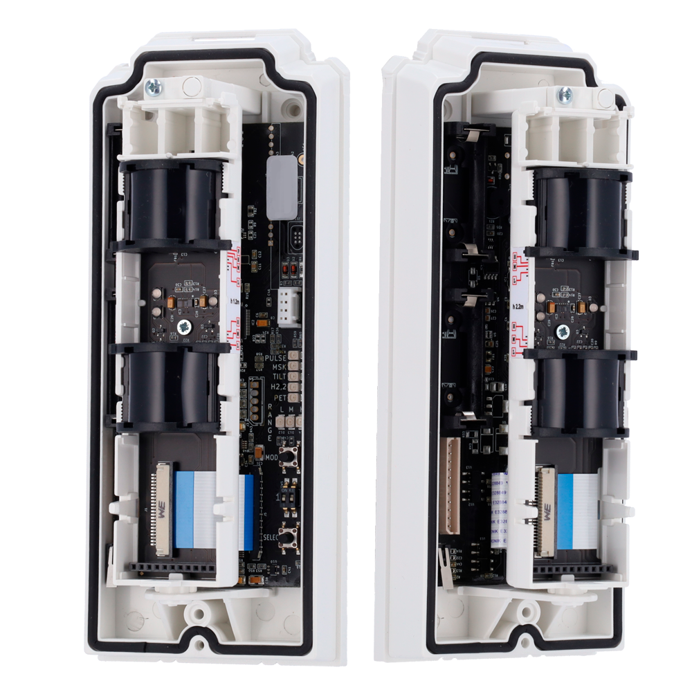 Rilevatore da esterno Duevi a basso consumo - Compatibile con Ajax Transmitter (incluso) - Doppio PIR e microonde (24 GHz) - Rilevamento 15 m / Antimasking / Pet immunity - Alimentazione fornita dal Transmitter - Uso esterno IP54 / Antivandalo IK10