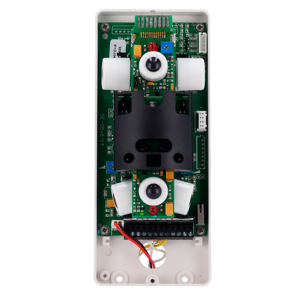 Rilevatore da esterno Duevi a basso consumo - Integrato con Ajax Transmitter - Doppio PIR su ciascun lato e doppio PIR frontale - Copertura totale 180º / Antimasking - Alimentazione fornita dal Transmitter - Uso esterno IP54 / Antivandalo IK10