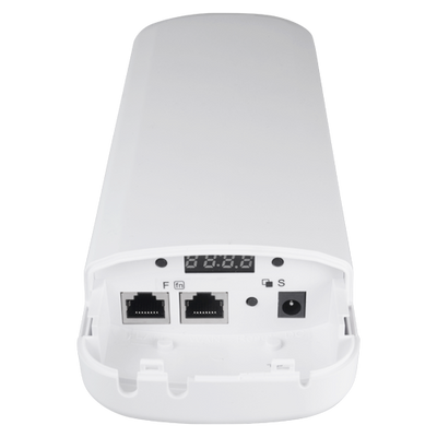 Antenna settoriale CPE - Frequenza di lavoro 5 GHz - Guadagno 15 dBi - Potenza di trasmissione fino a 500mw - IEEE802.11a/n/ac - PoE passivo - IP65