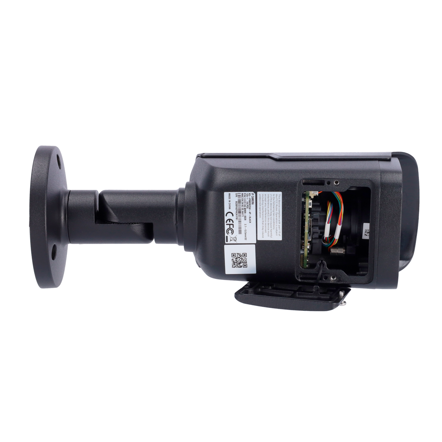 Cámara IP PRO de 4Mpx - CMOS Progresivo 1/3” - Compresión H.265+ / H.265 / H.264+ / H.264 - Lente varifocal motorizada 2.7~13.5 mm - WDR | Alcance LED IR 60 m - Resistente al agua IP67