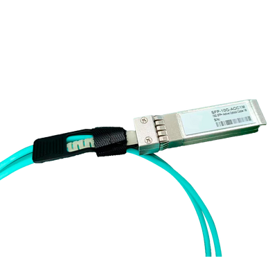 Cavo di collegamento diretto SFP+ - Velocità 10Gbps - Moduli SFP+ su entrambe le estremità - Ideale per lo Stacking tra Switch - 1 Metro di lunghezza - Cavo Ottico