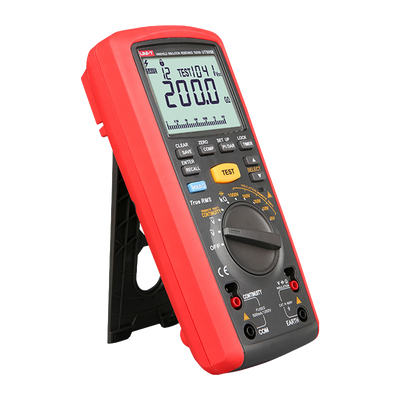 Resistenza di isolamento e multimetro - Misura della tensione AC e DC fino a 600V - Intervalli 50/100/250V/500V/1000V - Misura resistenza, capacitanza e frequenza - Spegnimento automatico - Permette di misurare la temperatura