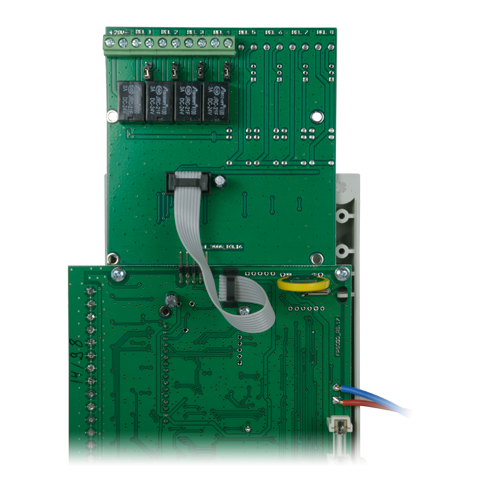 Módulo de relé comercial DMTECH - 4 salidas de relé - 3A/125VAC o 3A/30VDC - Alimentado desde el panel de control - Compatible con paneles de incendio DMTECH