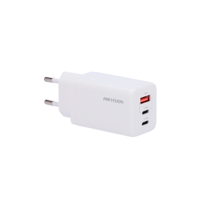 GaN charger - Salida: 2 USB-C ports and 1 USB-A port - Input AC 100~240 V, 1.5 A max. - Total power 65 W - Protection against overcharging and short circuits - White color