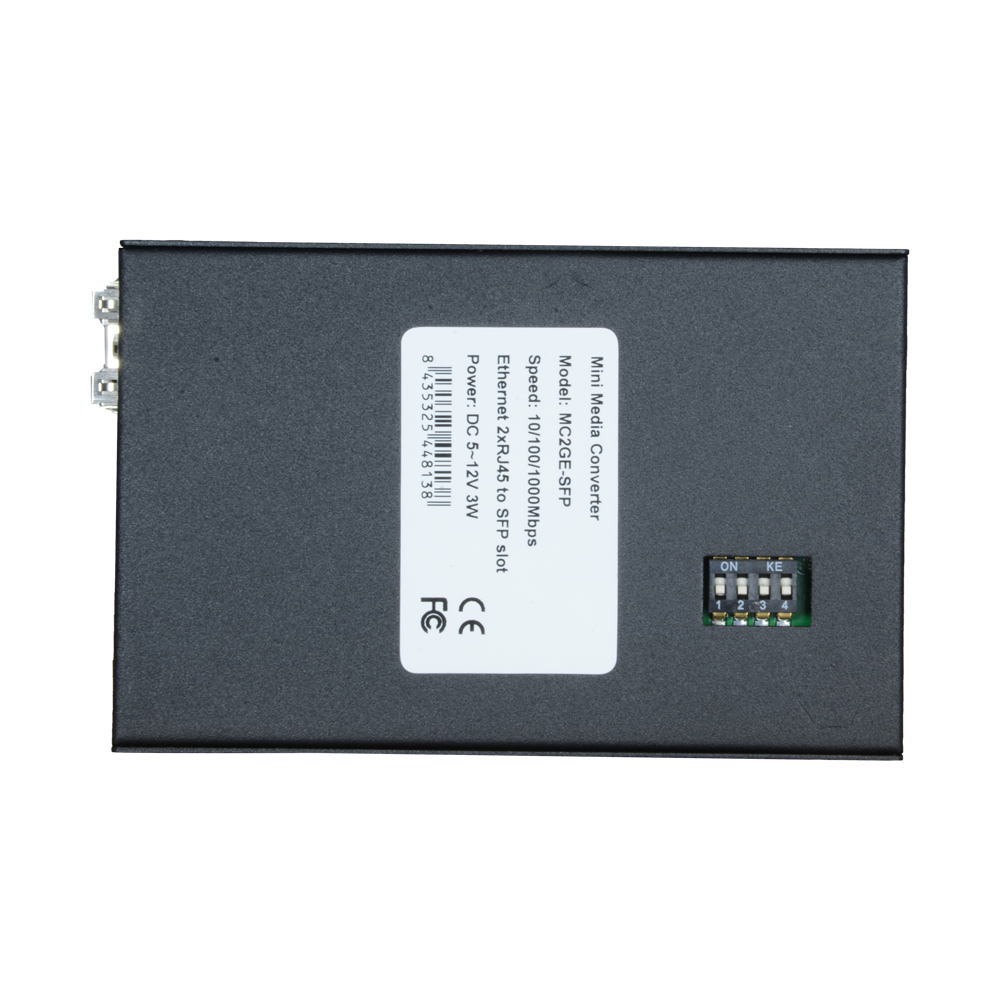 Convertitore multimediale - 2x Ethernet RJ45 - 1x SFP - Gigabit - 10/100/1000 Base-TX - Dimensione ridotta